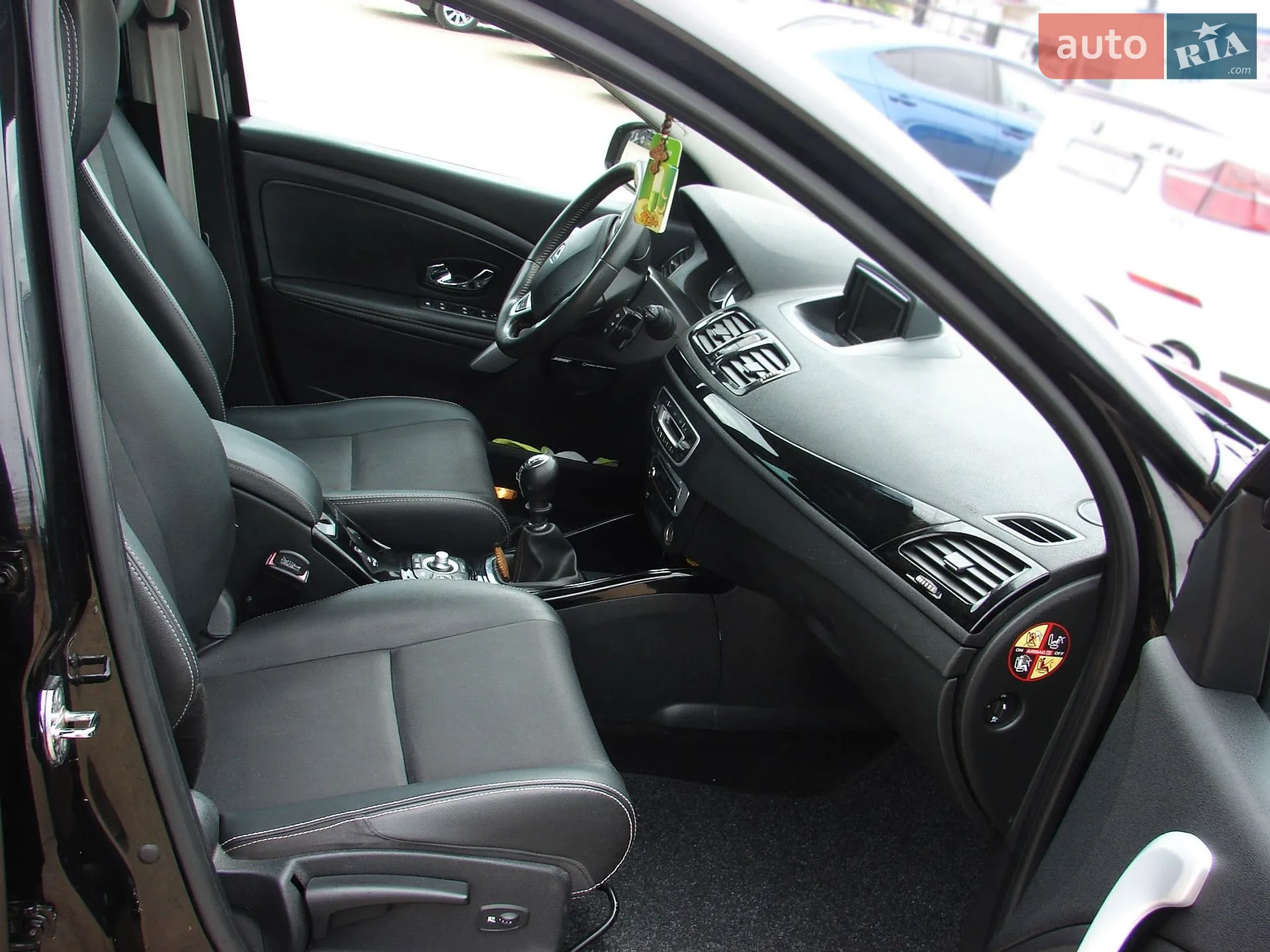 2012 Renault Megane - мініатюра 21