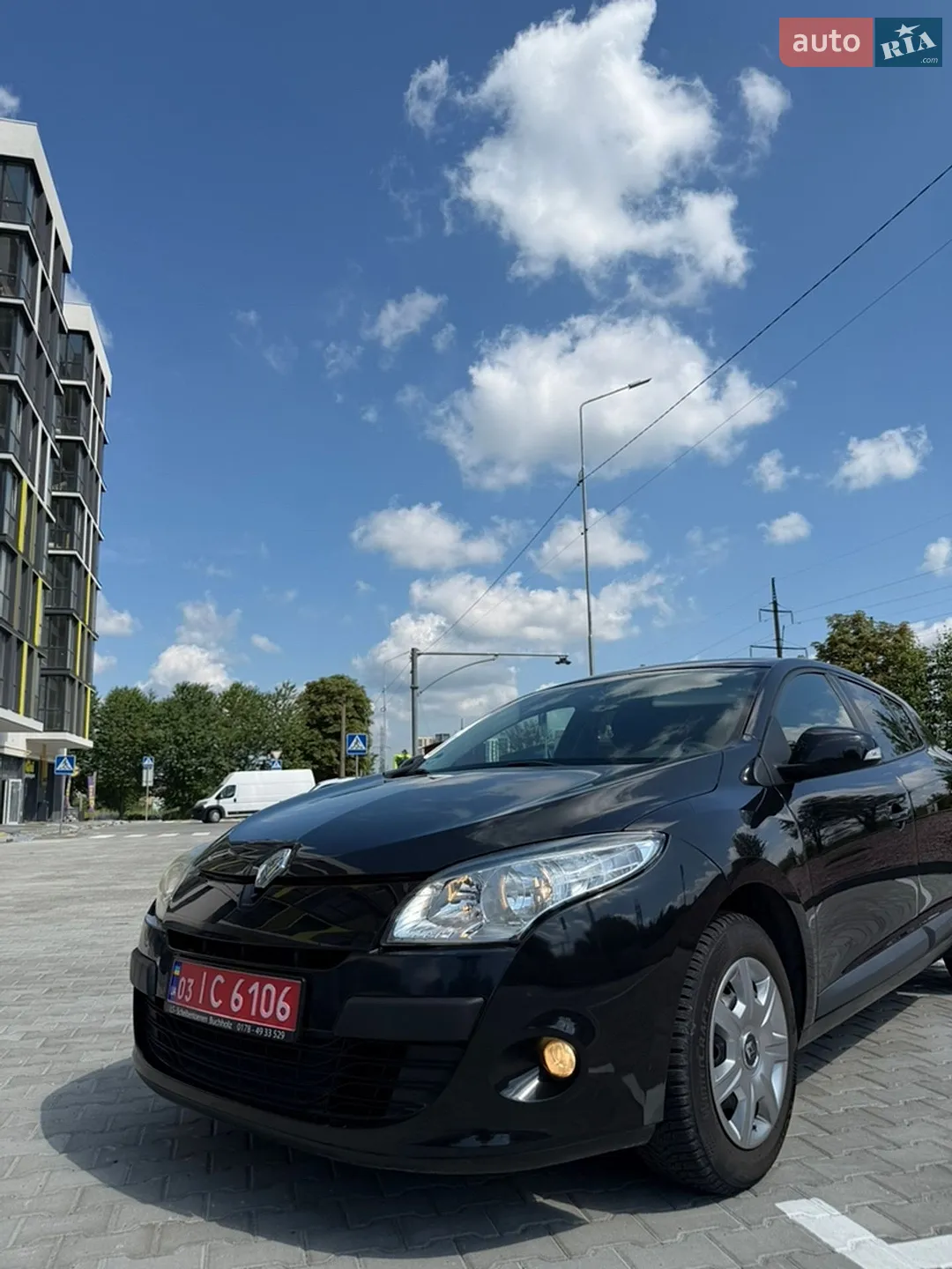 2010 Renault Megane - мініатюра 2