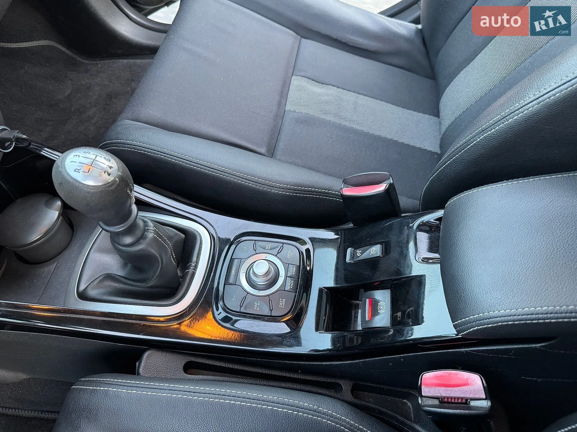 2011 Renault Megane - мініатюра 22