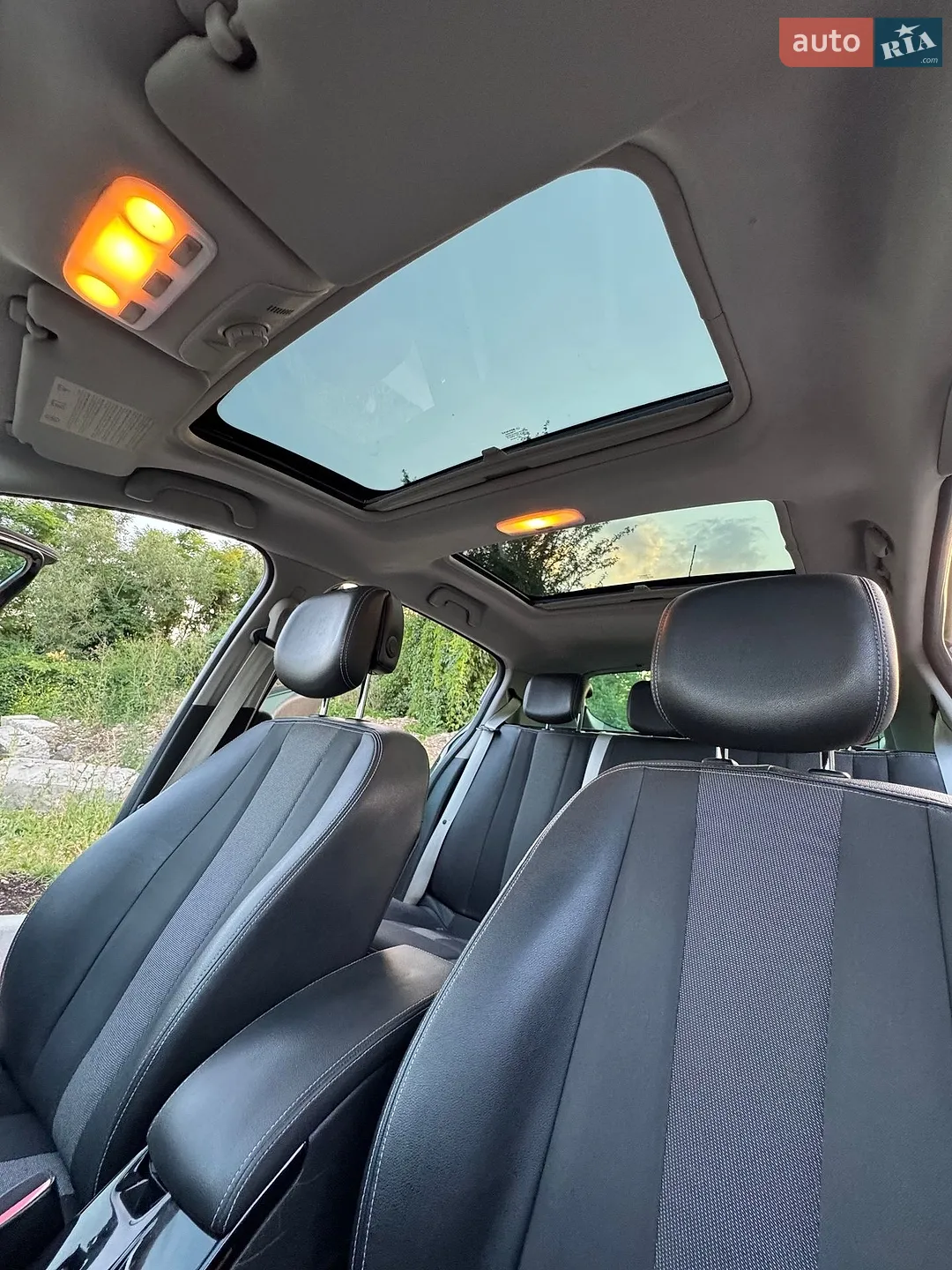 2011 Renault Megane - мініатюра 23