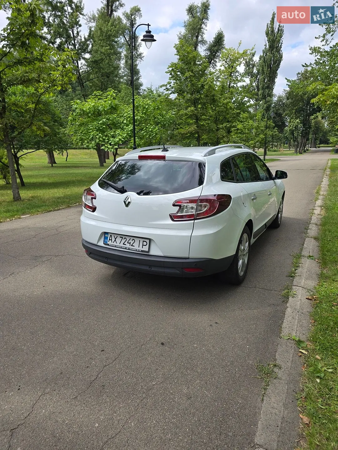 2010 Renault Megane - мініатюра 9