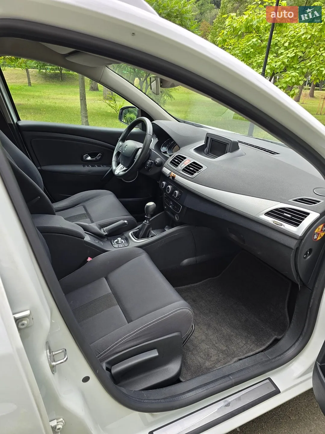 2010 Renault Megane - мініатюра 18