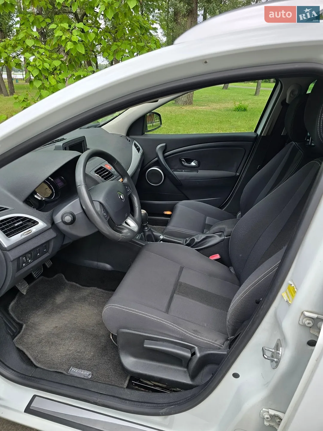 2010 Renault Megane - мініатюра 22