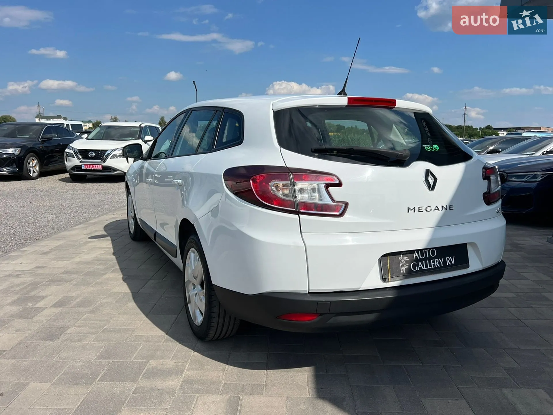 2011 Renault Megane - мініатюра 12