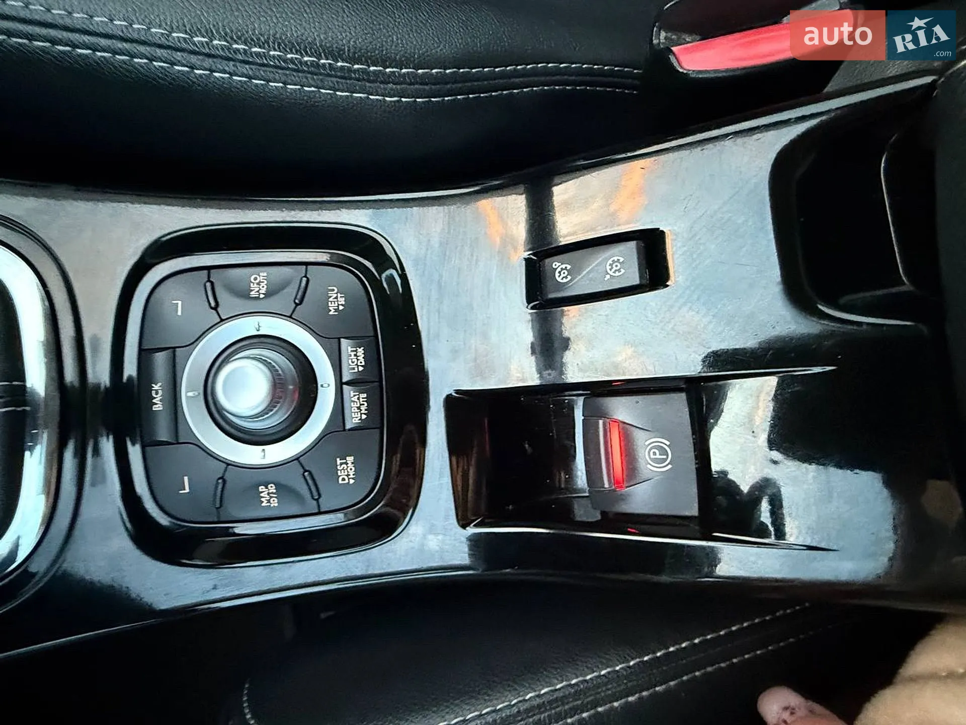 2012 Renault Megane - мініатюра 33