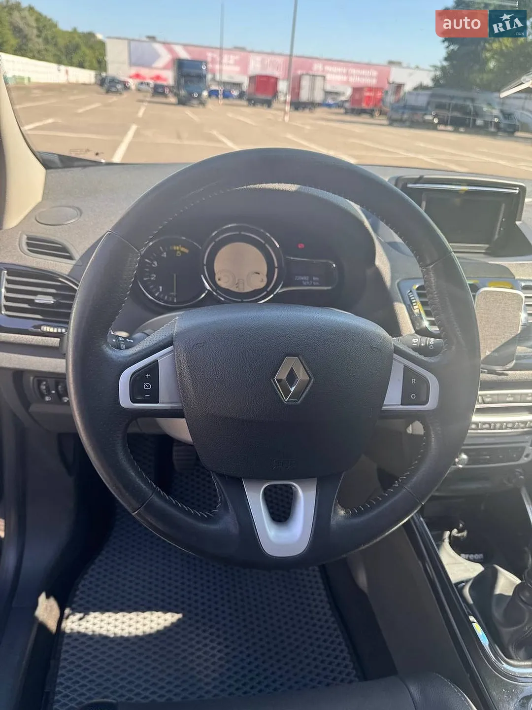 2012 Renault Megane - мініатюра 13