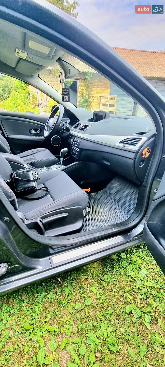 2011 Renault Megane - мініатюра 9