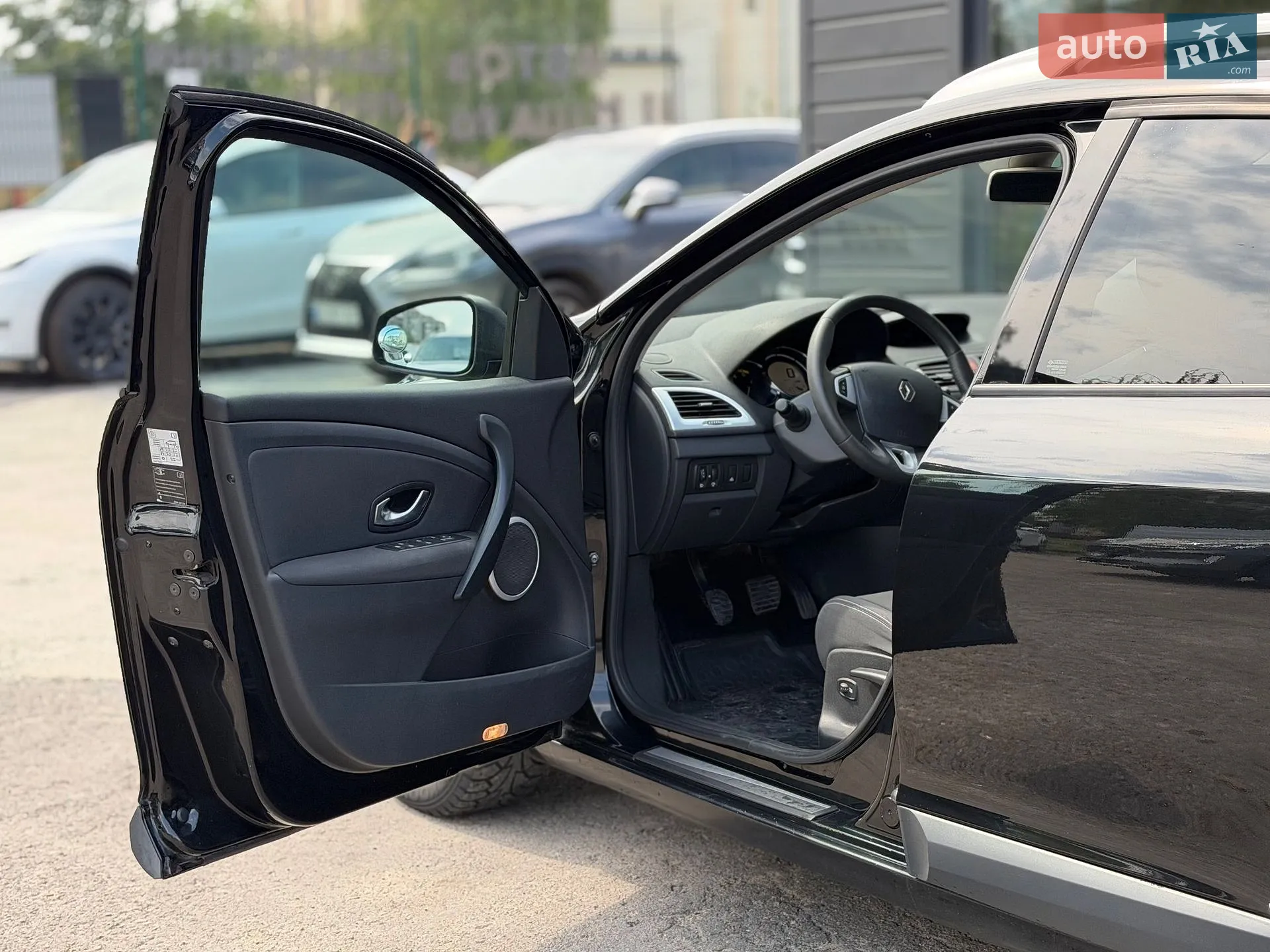 2011 Renault Megane - мініатюра 18