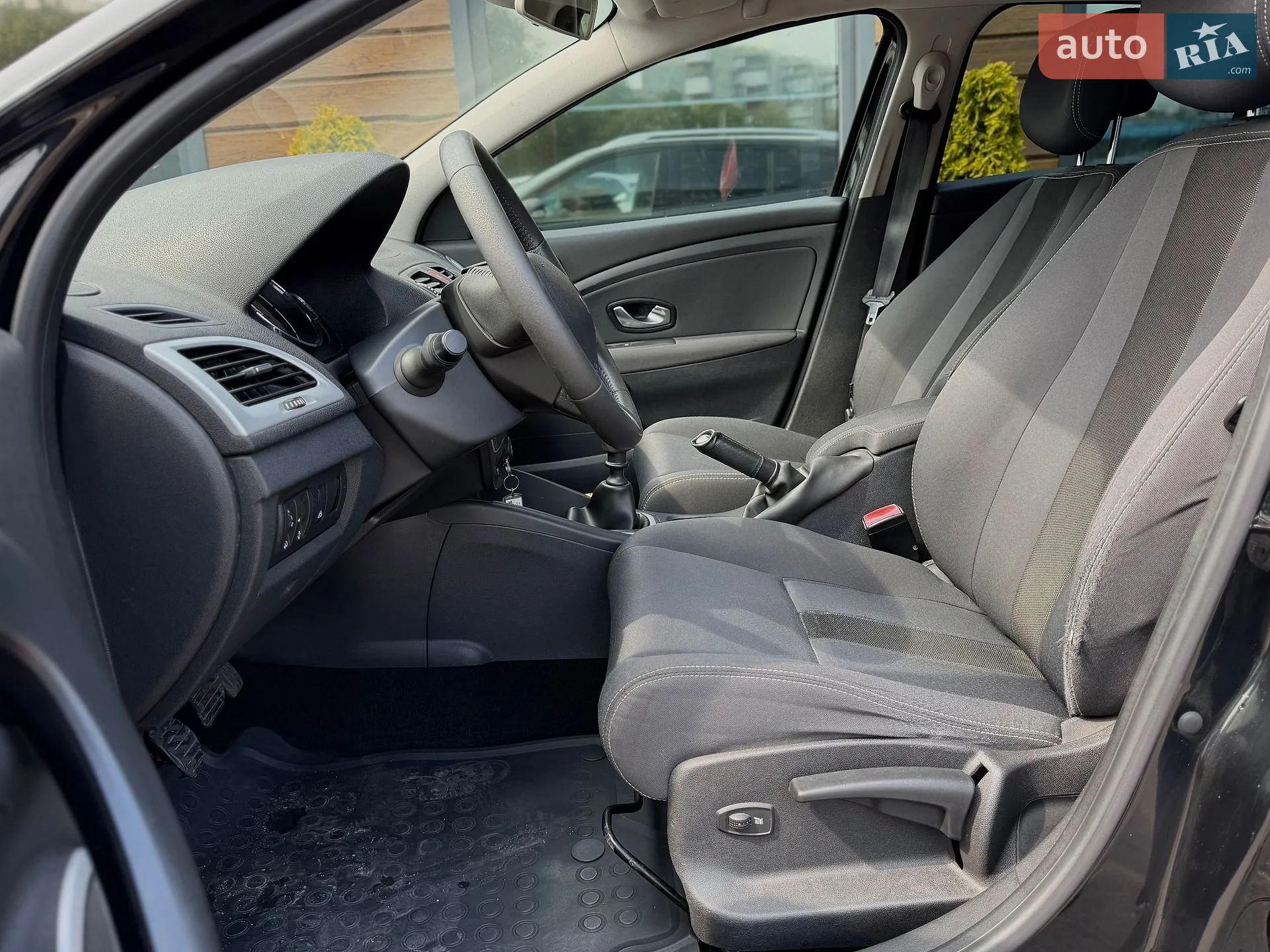 2011 Renault Megane - мініатюра 20
