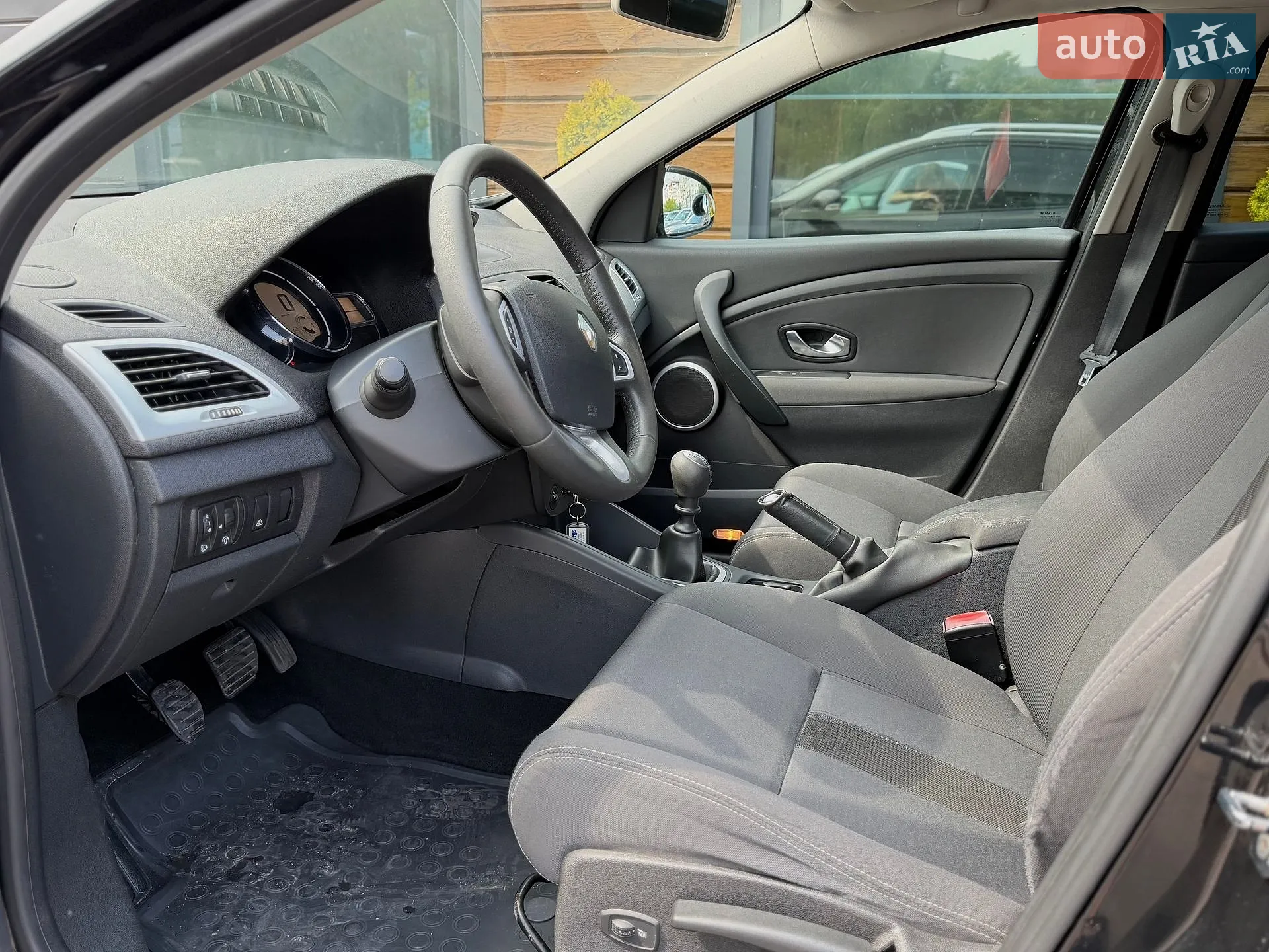 2011 Renault Megane - мініатюра 22