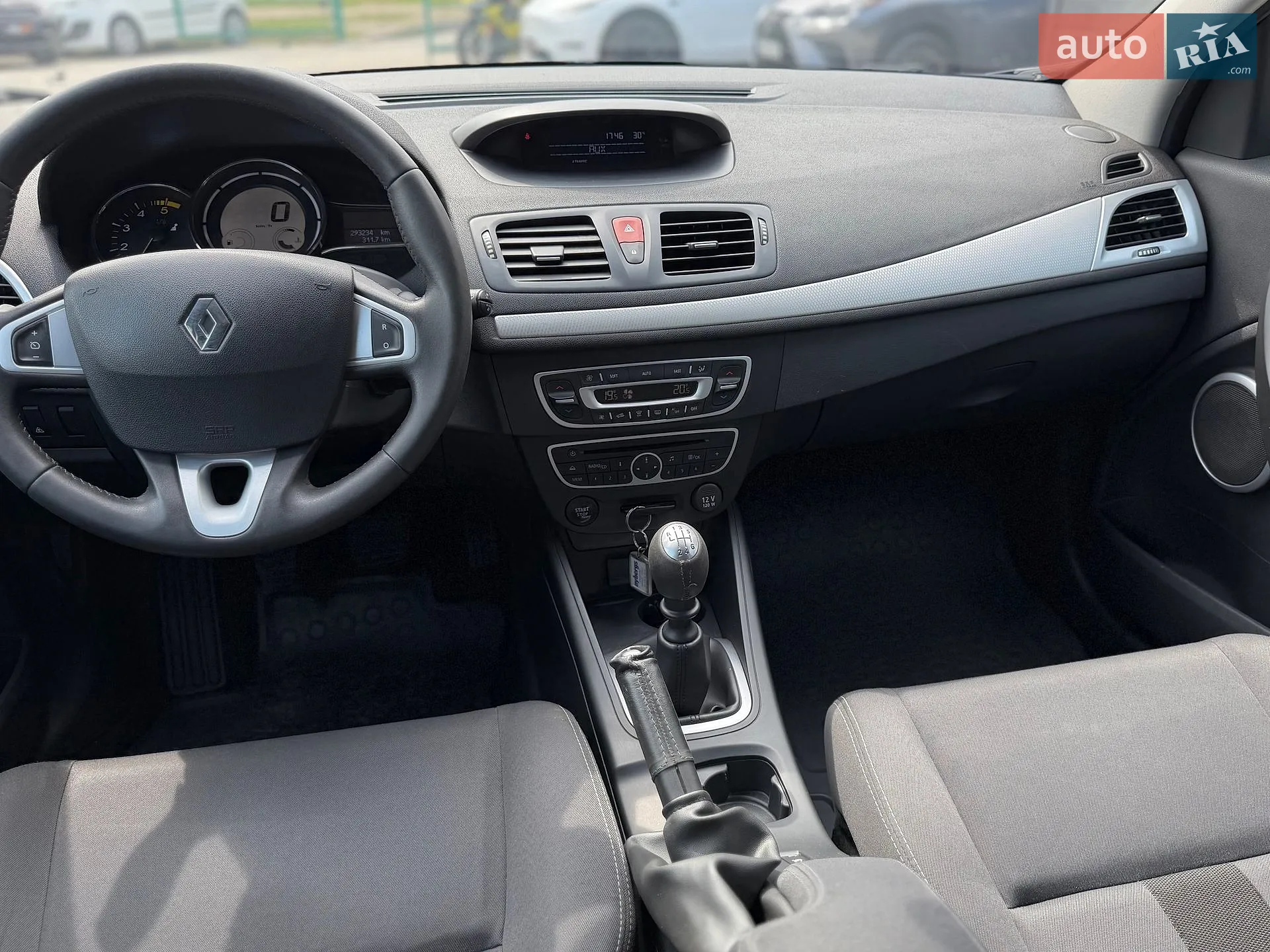2011 Renault Megane - мініатюра 34