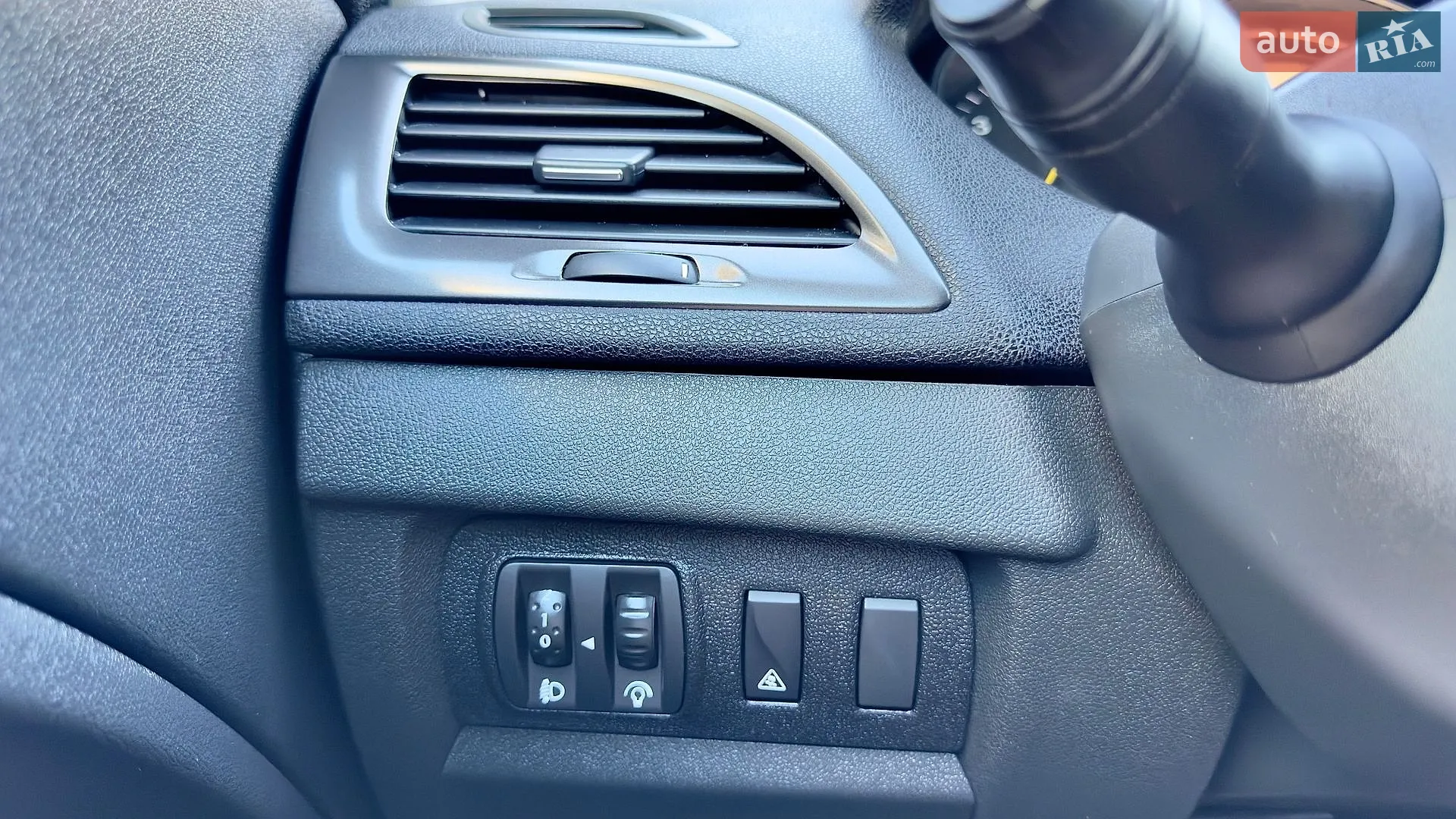 2013 Renault Megane - мініатюра 51