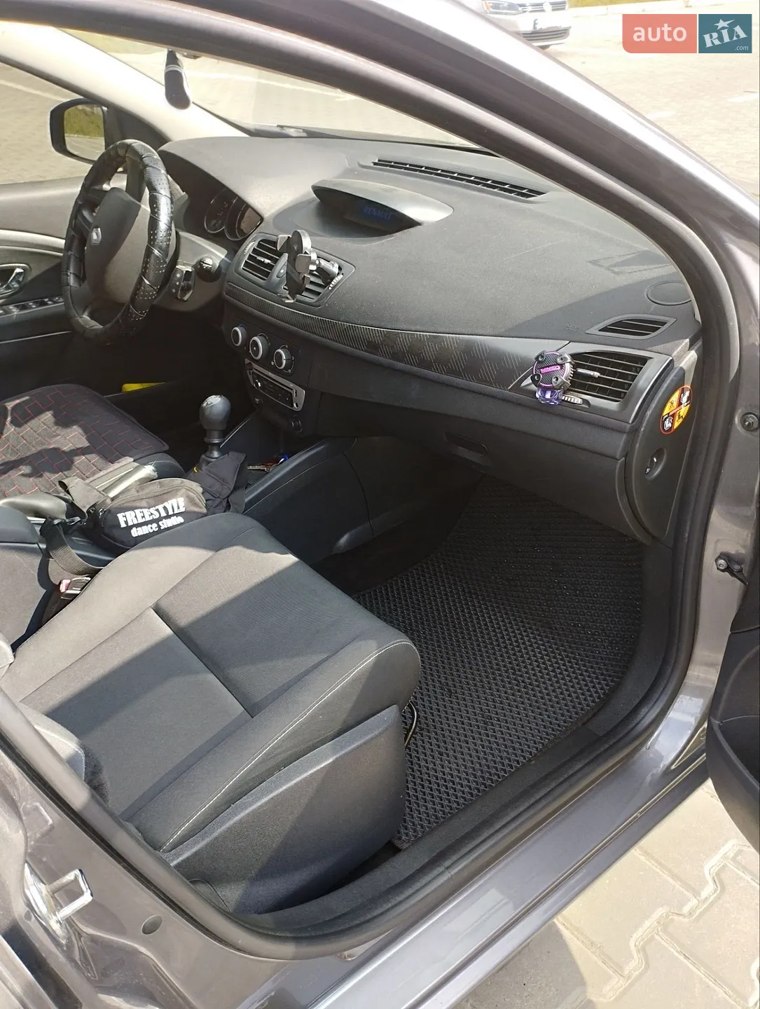 2012 Renault Megane - мініатюра 18