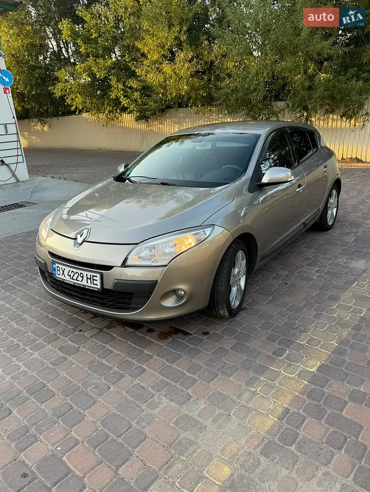 2010 Renault Megane - мініатюра 57