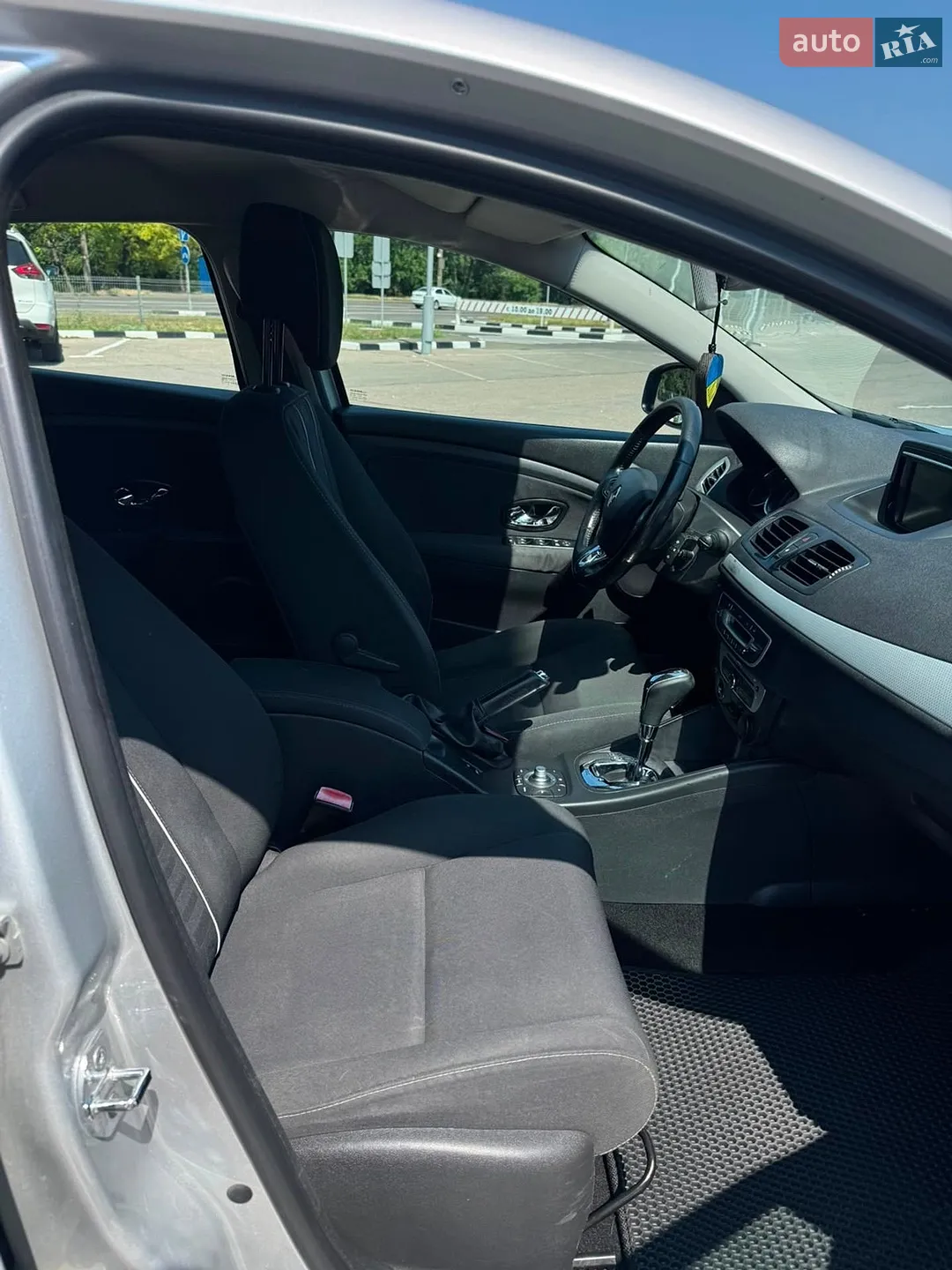 2014 Renault Megane - мініатюра 9