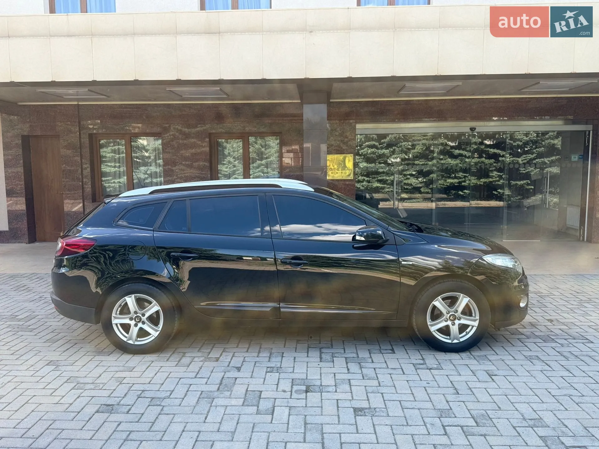 2012 Renault Megane - мініатюра 21