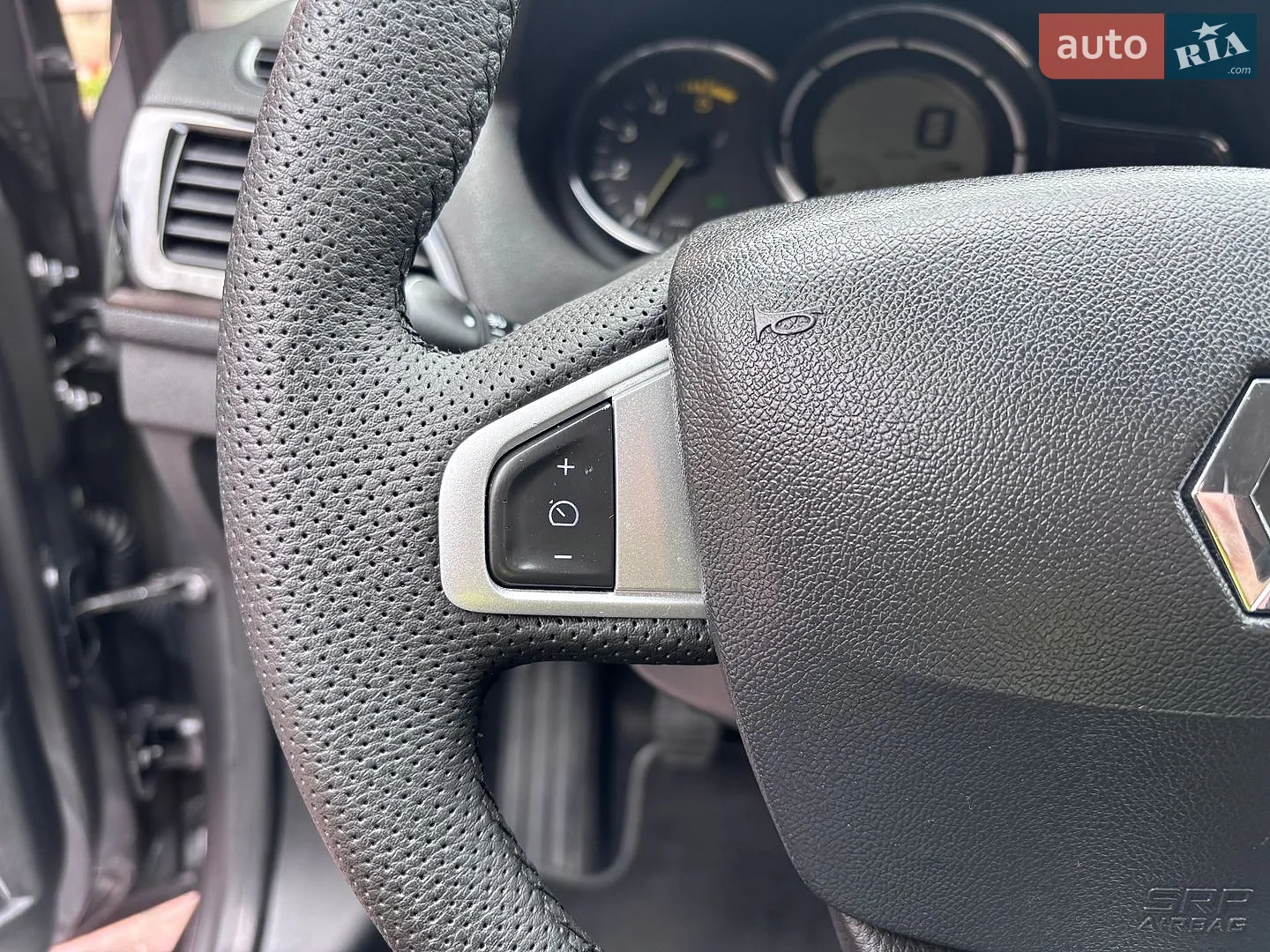 2011 Renault Megane - мініатюра 157