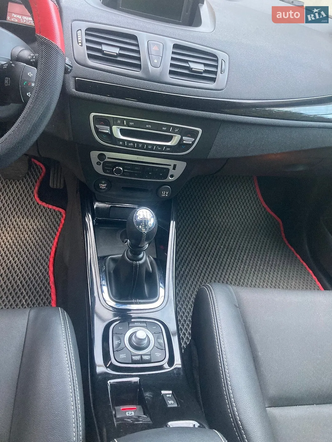 2013 Renault Megane - мініатюра 17