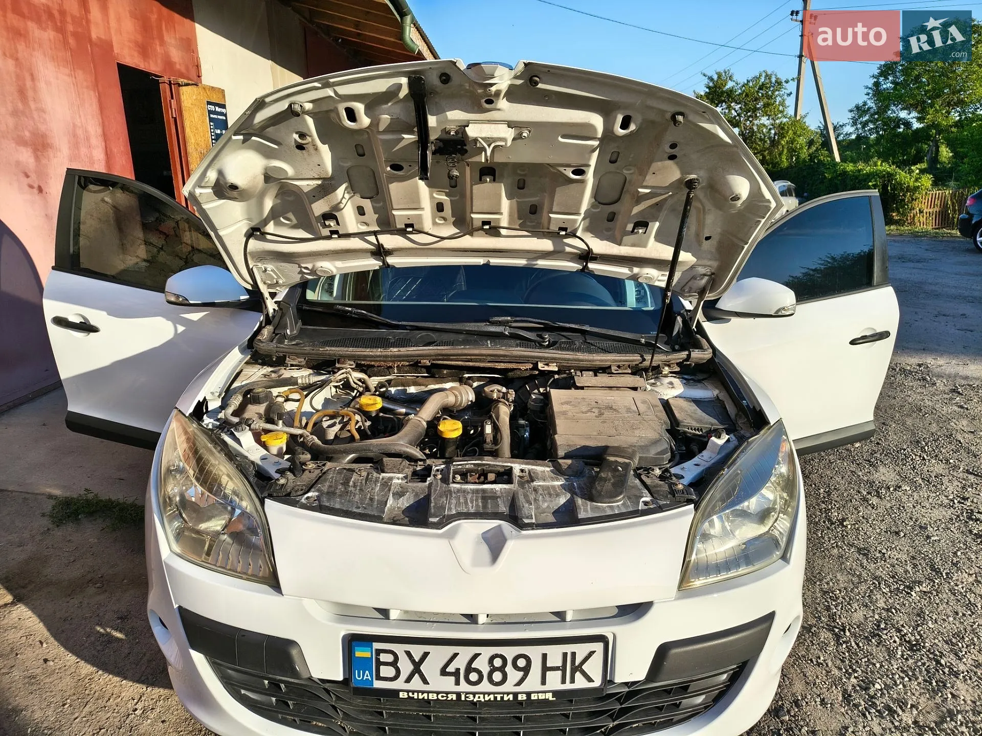 2010 Renault Megane - мініатюра 2