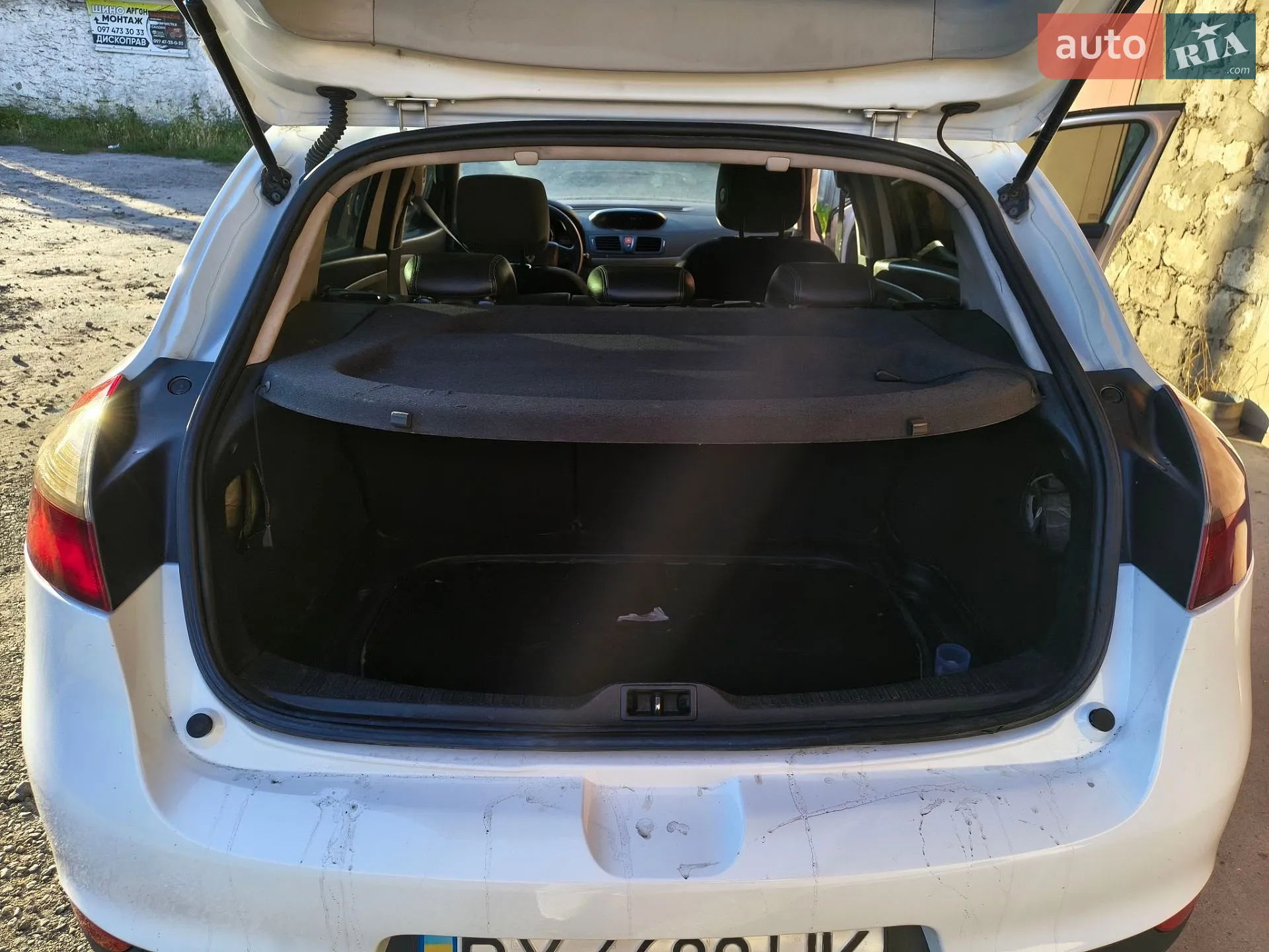 2010 Renault Megane - мініатюра 54