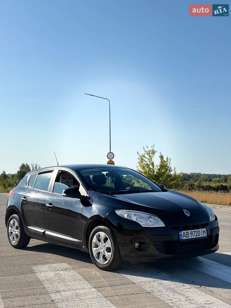2011 Renault Megane - фото 1