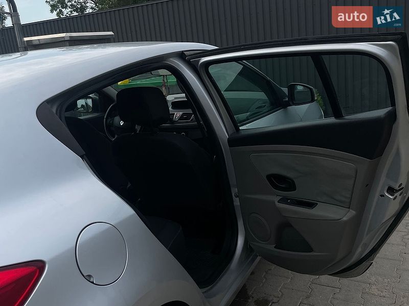 Хэтчбек Renault Megane 2011 в Коломые