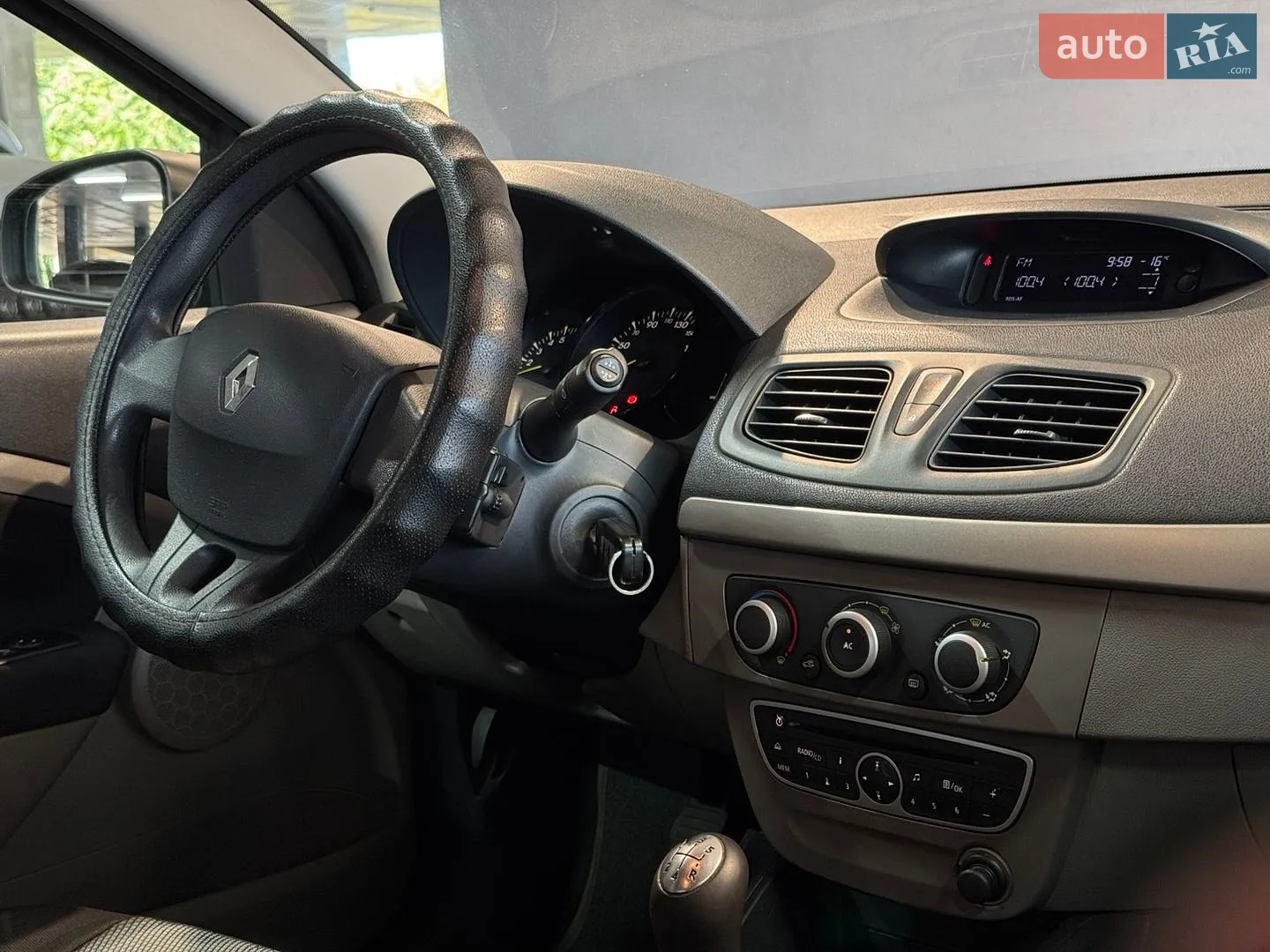 2012 Renault Megane - мініатюра 9