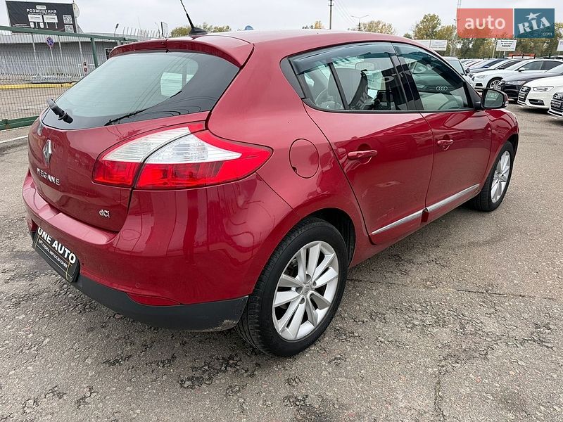 Хэтчбек Renault Megane 2013 в Киеве