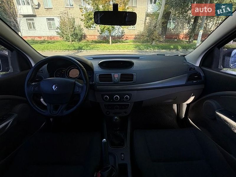 Универсал Renault Megane 2010 в Каменском фото 10 Универсал Renault Megane 2010 в Каменском