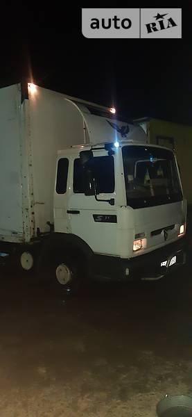 Грузовой фургон Renault Midliner 1999 в Измаиле