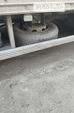 Грузовой фургон Renault Midlum 2005 в 