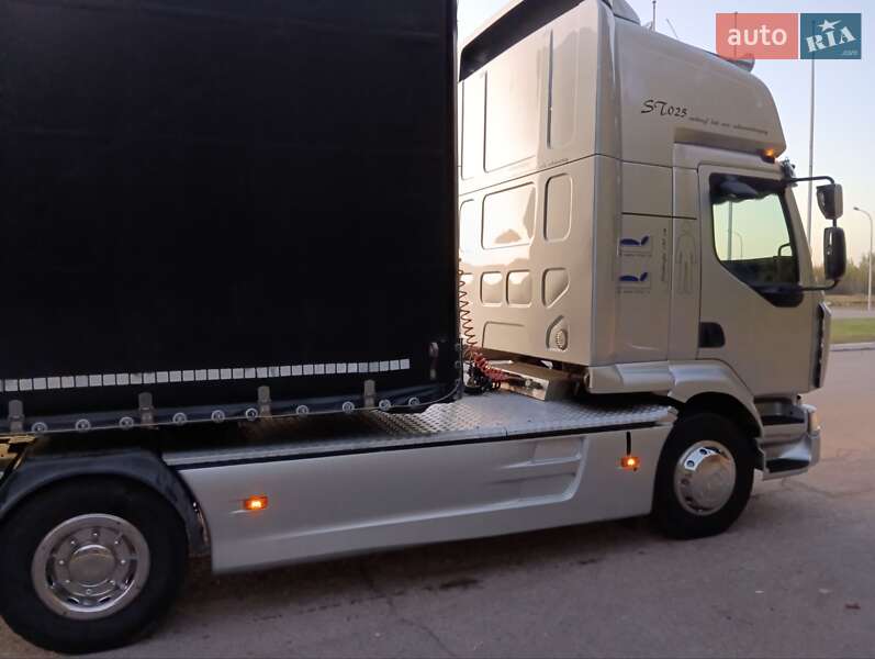 Тягач Renault Midlum 2012 в Ковелі