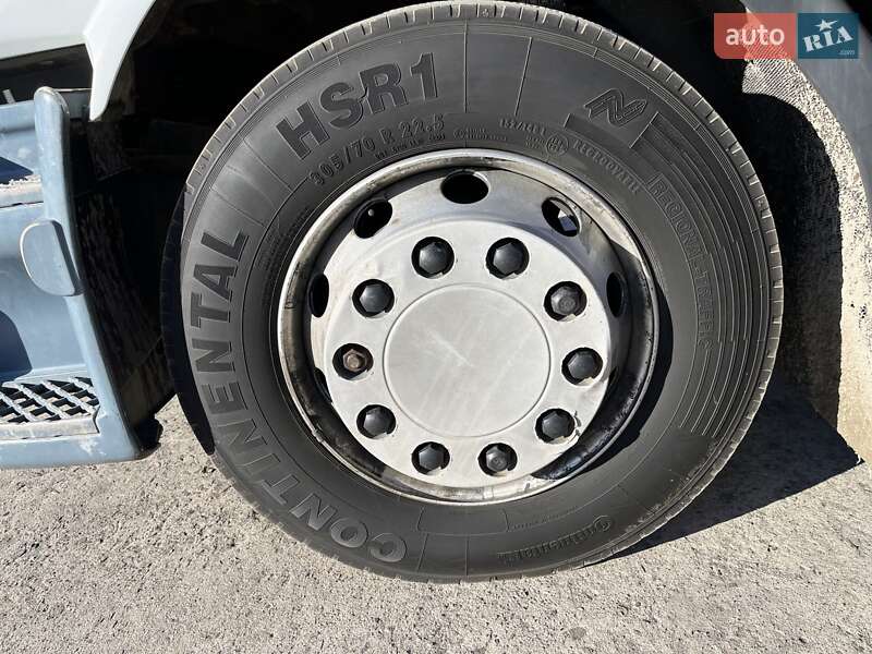 Вантажний фургон Renault Midlum 2012 в Львові