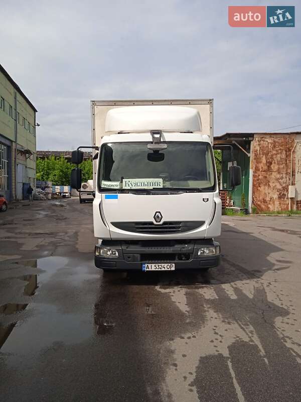 Грузовой фургон Renault Midlum 2012 в 