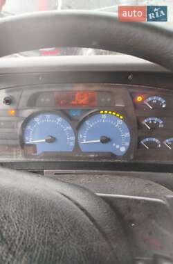 Тентований Renault Midlum 2005 в 