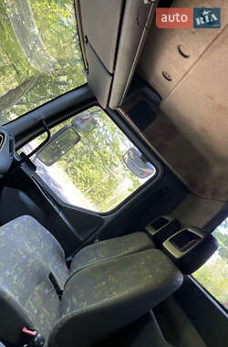 Грузовой фургон Renault Midlum 2003 в 