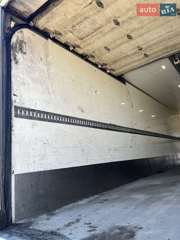 Грузовой фургон Renault Midlum 2013 в Львове