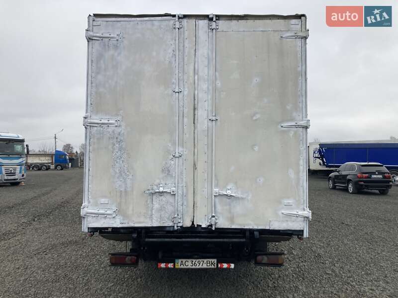 Грузовой фургон Renault Midlum 2002 в Луцке
