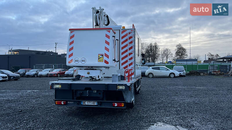 Автовышка Renault Midlum 2010 в Луцке