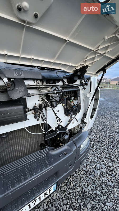 Автовышка Renault Midlum 2010 в Луцке