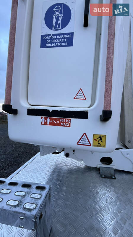 Автовышка Renault Midlum 2010 в Луцке