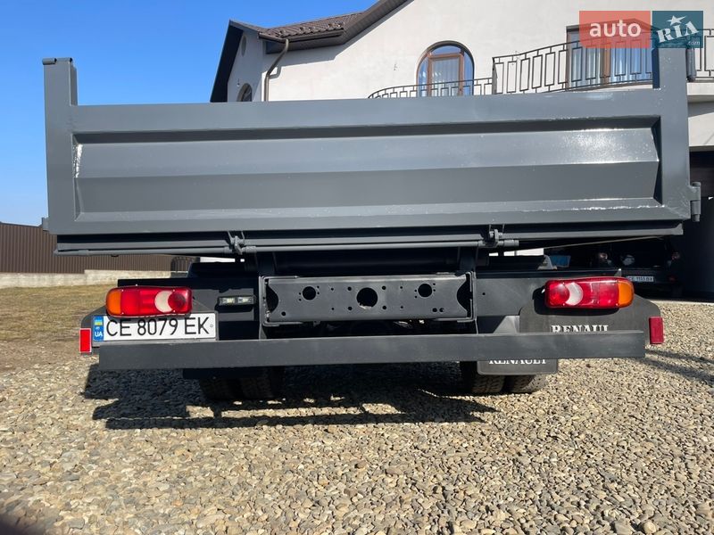 Самосвал Renault Midlum 2001 в Черновцах