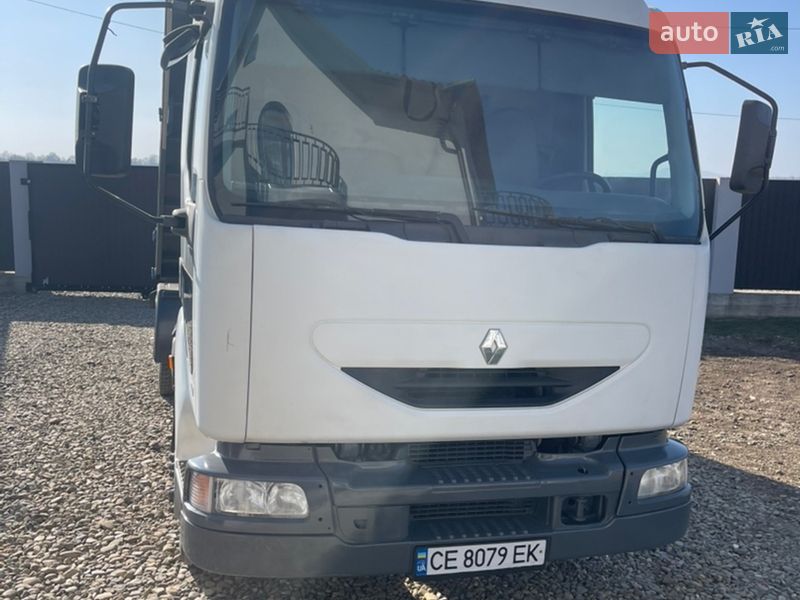 Самосвал Renault Midlum 2001 в Черновцах