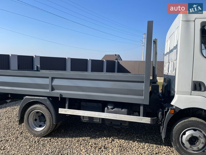 Самосвал Renault Midlum 2001 в Черновцах