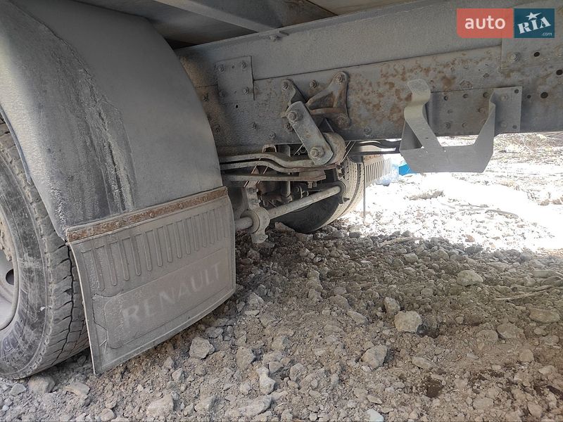 Грузовой фургон Renault Midlum 2007 в Львове