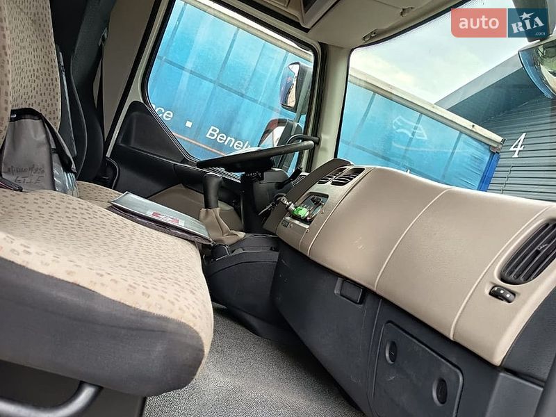 Автовышка Renault Midlum 2008 в Житомире