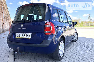 Хэтчбек Renault Modus 2009 в Нововолынске