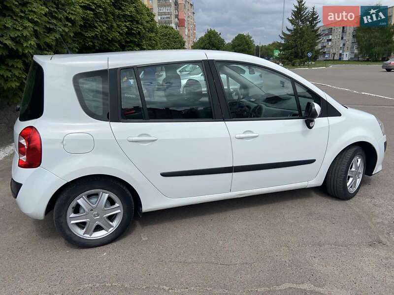 Хэтчбек Renault Modus 2008 в Сумах
