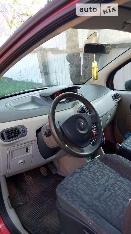 Хэтчбек Renault Modus 2005 в Люботине