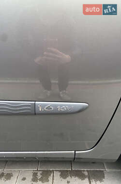 Хетчбек Renault Modus 2005 в Березані